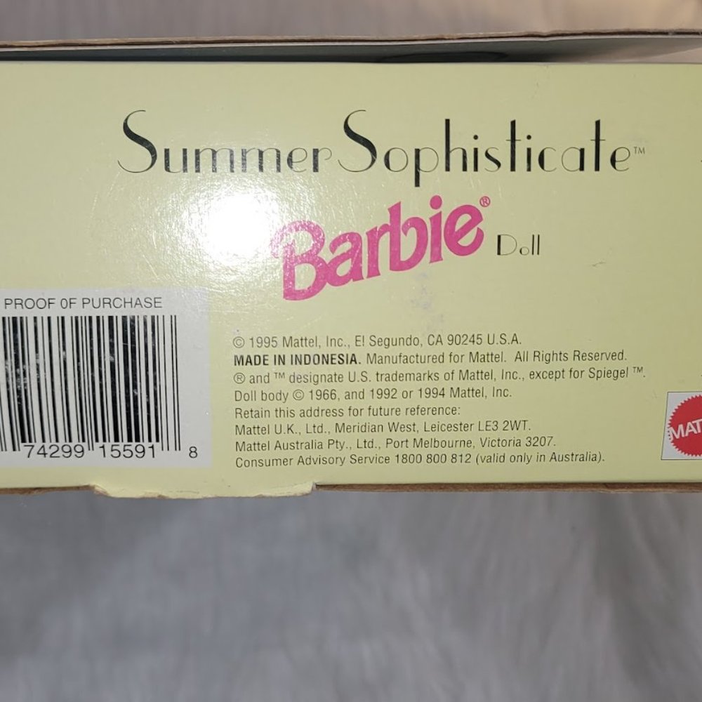 Spiegel Summer Sophisticate Barbie - Picture 7 of 10